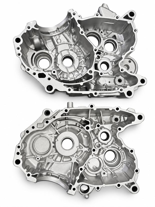 Engine crankcase halves - aluminium hpdc die cast component